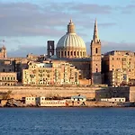 Scenic Luxury Townhouse * La Valletta