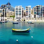 Scenic Luxury Townhouse Holiday home Valletta