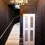 Scenic Luxury Townhouse *