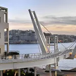 Scenic Luxury Townhouse La Valletta