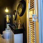 Scenic Luxury Townhouse
