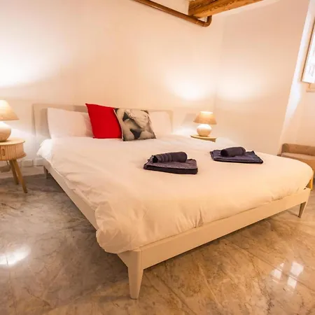 Scenic Luxury Townhouse