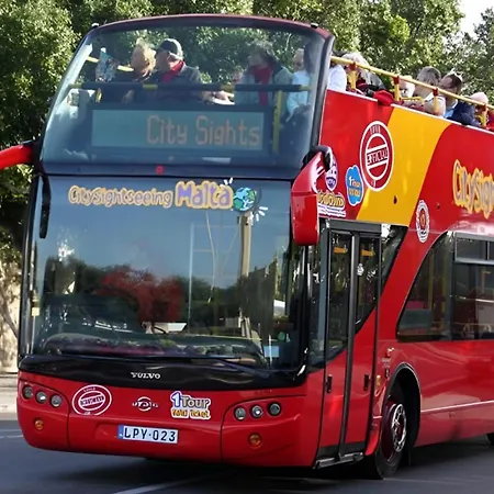 Scenic Luxury Townhouse *