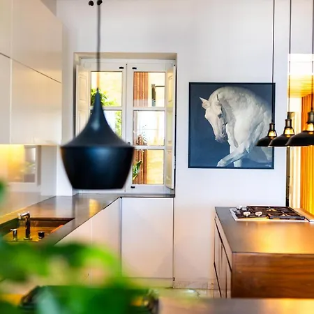 Scenic Luxury Townhouse * Valletta