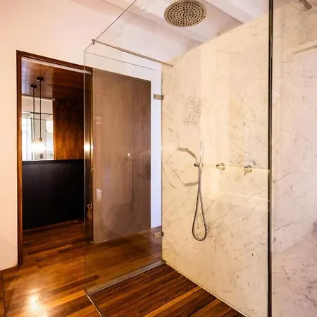 Scenic Luxury Townhouse