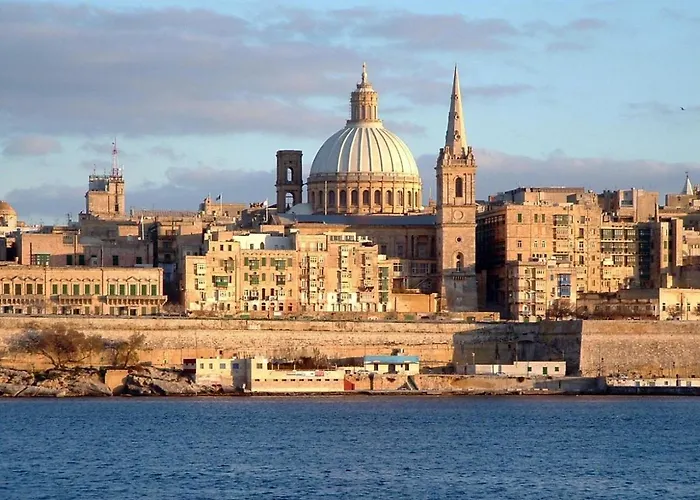 Scenic Luxury Townhouse * Valletta