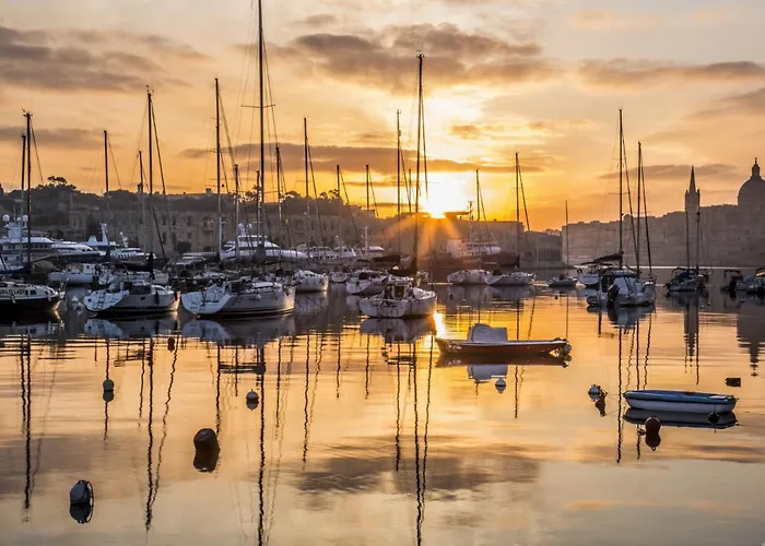 Scenic Luxury Townhouse Feriehus Valletta