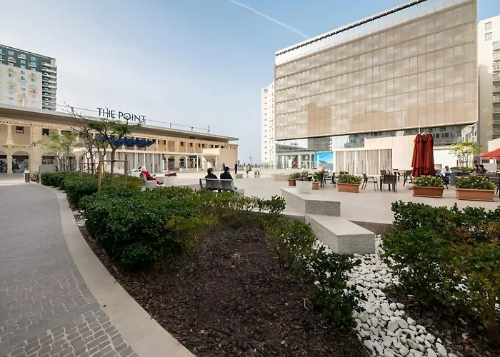 Scenic Luxury Townhouse