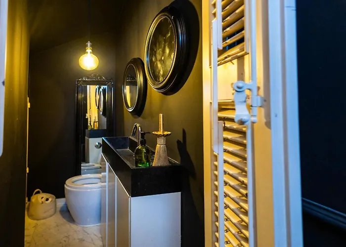 Scenic Luxury Townhouse